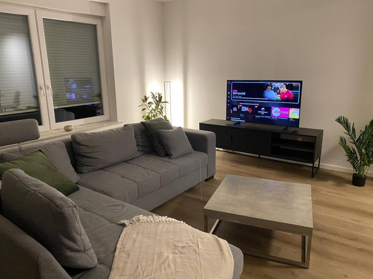 Haus Mit Garten - Kingbett - Wifi - Parkplatz Essen Buitenkant foto
